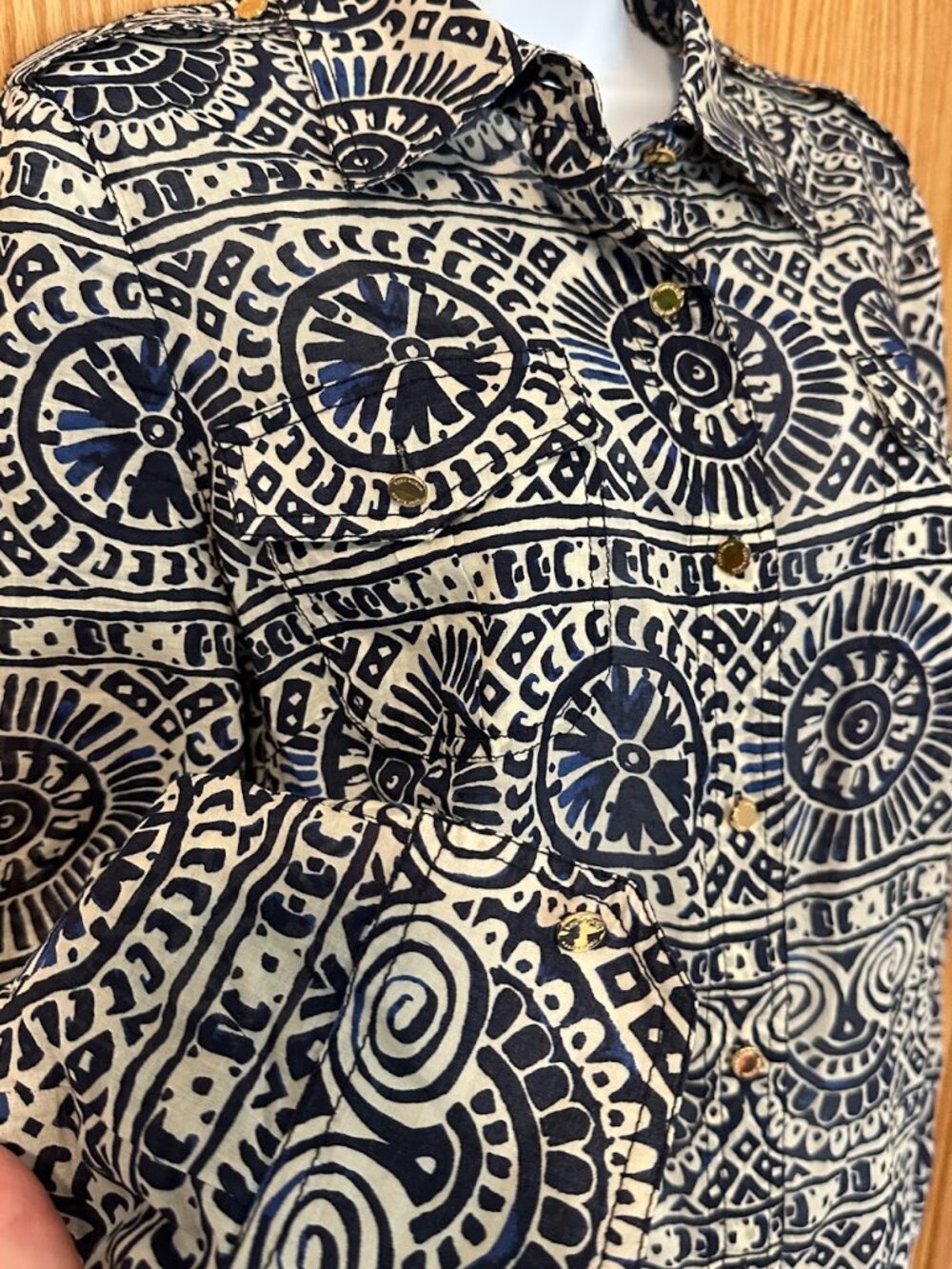 Tory Burch Cotton Geometric Print Button-Down Shirt Long Sleeve Navy Cream. 10 - Picture 2 of 7